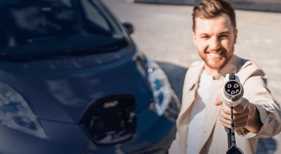 Entenda a diferença entre veículo híbrido, plug-in e elétrico